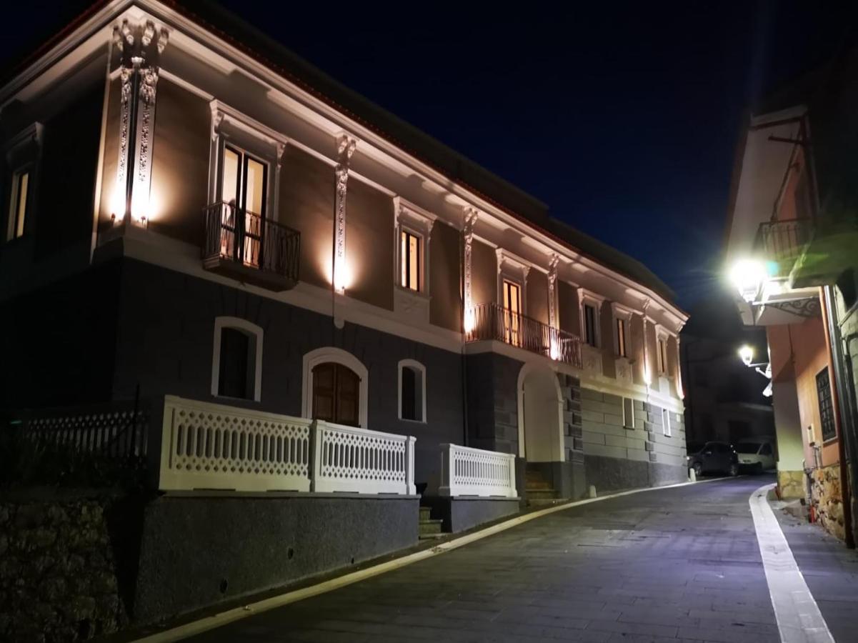 Mastu Gilardo Lejlighed San Pietro al Tanagro Eksteriør billede